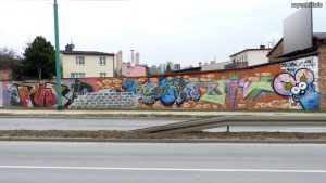 Graffiti: Myszka na ścianie budynku, Tychy, ul. Piłsudskiego (2022-01-08)