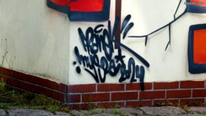 Graffiti - podpis "Franek Mysza 2024", Katowice, Oswobodzenia 1 [Galeria Szyb Wilson] (2024-06-01)